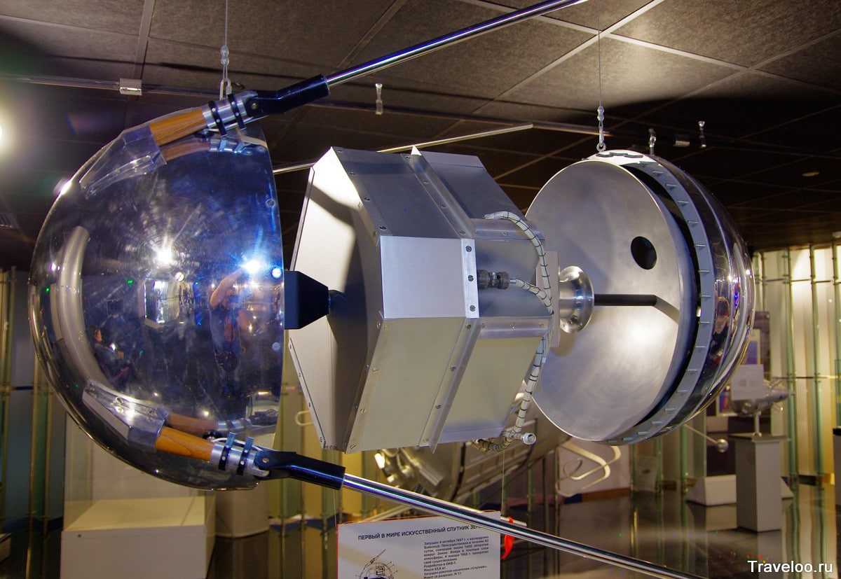 Первый искусственный спутник земли, запуск советского космического спутника 4 октября 1957, кто создал, диаметр, сколько антенн, масса | tvercult.ru