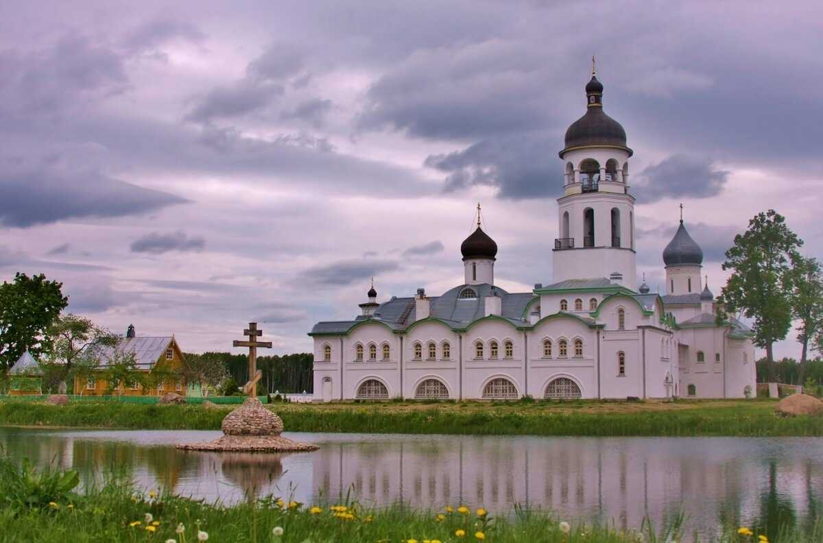 Православные храмы и монастыри России