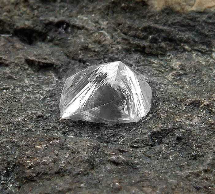 Доклад об алмазе как полезном ископаемом - описание, свойства и месторождение