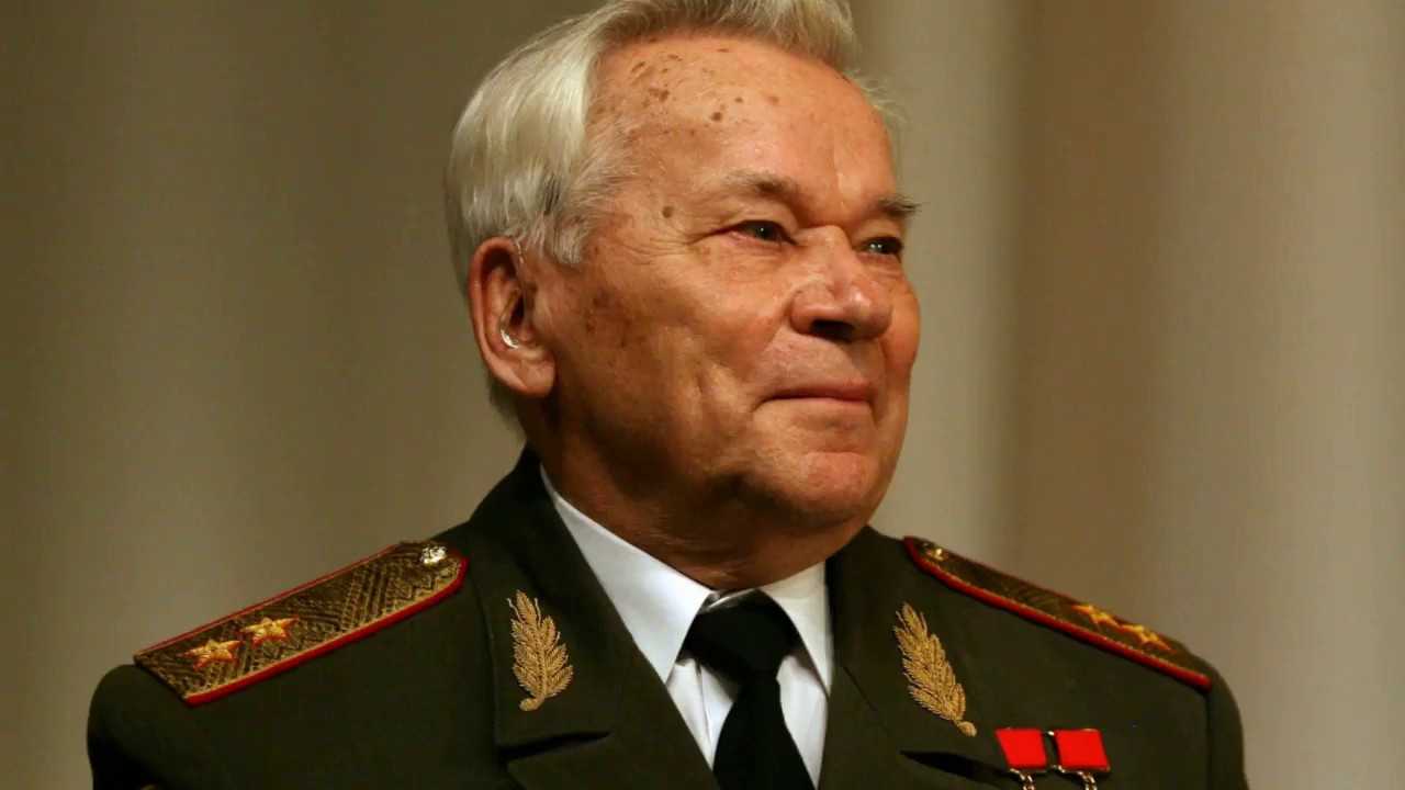 Интересные факты об автомате калашникова. самые любопытные факты о михаиле калашникове место: изображение ак на государственной символике