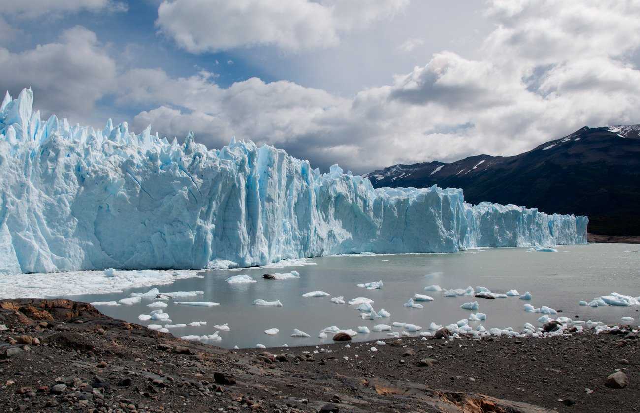 Ледник гидросфера. Голубые ледники Перито-Морено. Глетчерный ледник. Ледник грей Чили. Глетчерный лед.