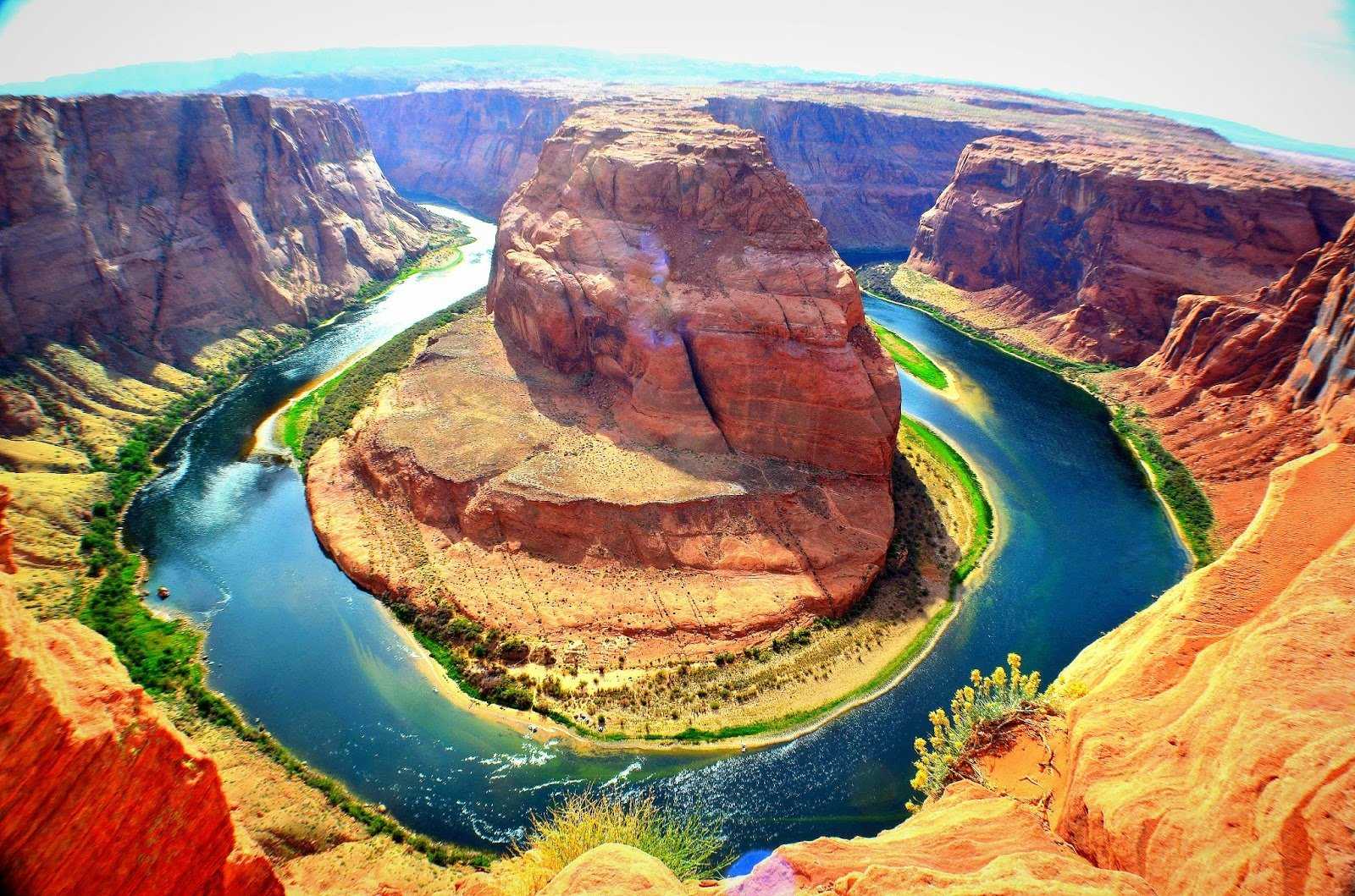 Все интересные страны. Река Рио Колорадо в Южной Америке. Река Колорадо, Амазонка. Гранд каньон Австралия. Река Колорадо, каньон подкова, США.